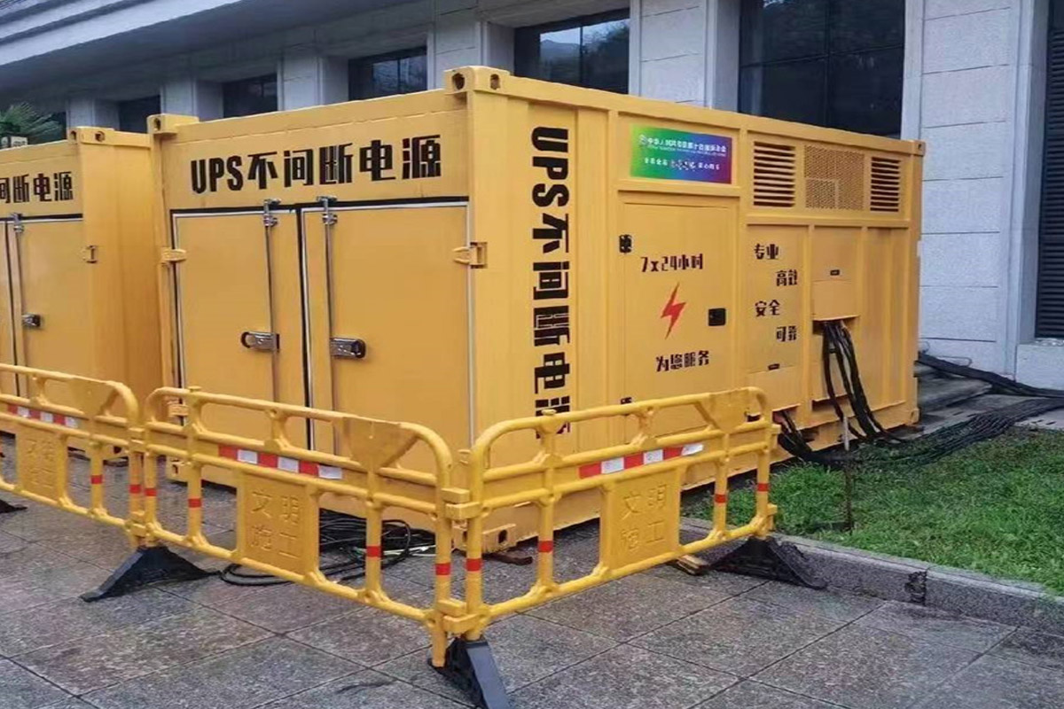 元谋发电机租赁施工现场